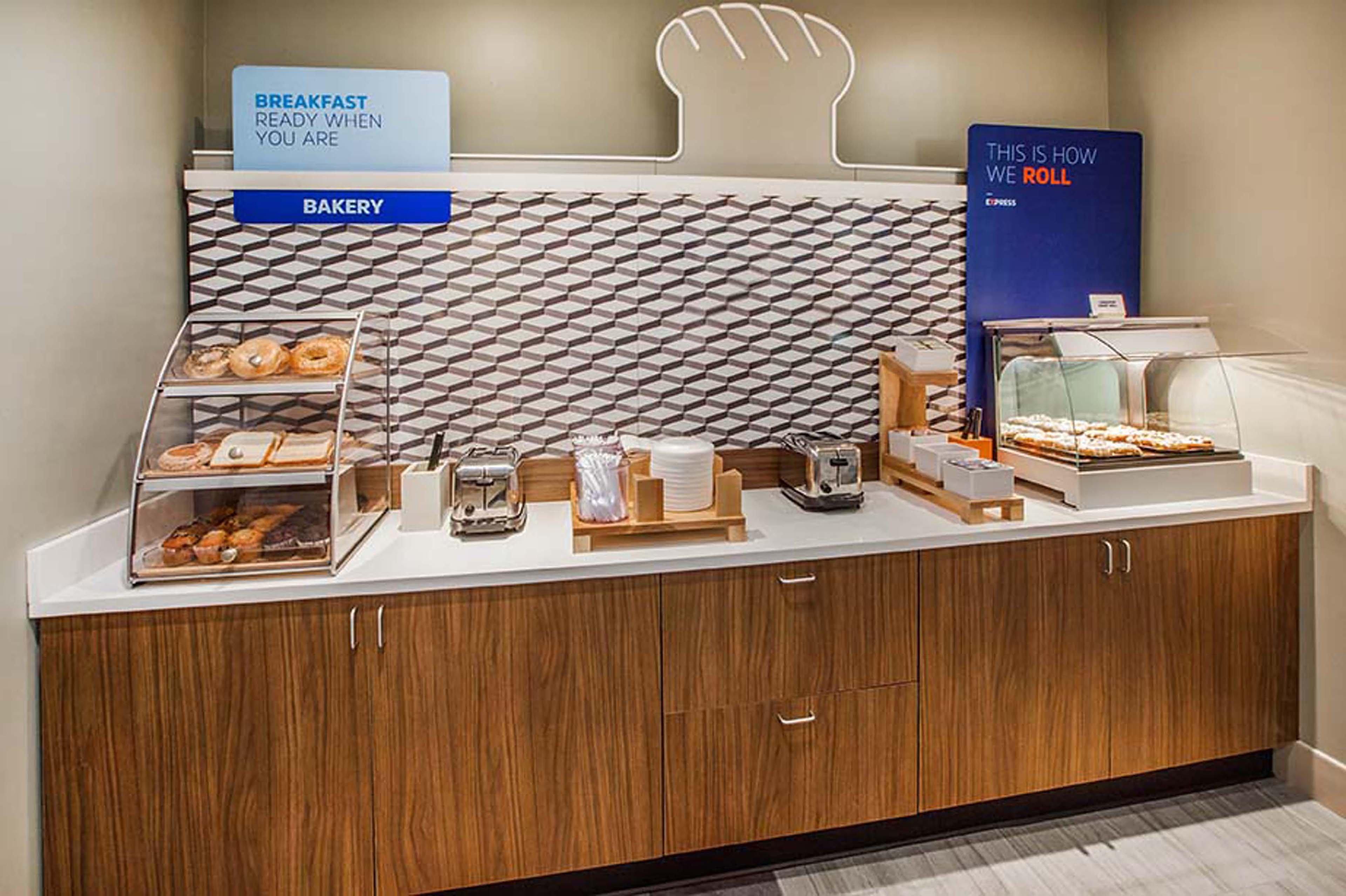 Holiday Inn Express Hotel & Suites Columbia-I-20 At Clemson Road By Ihg Eksteriør bilde