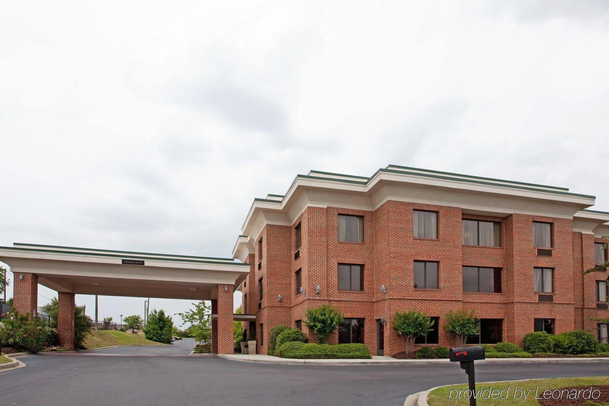 Holiday Inn Express Hotel & Suites Columbia-I-20 At Clemson Road By Ihg Eksteriør bilde